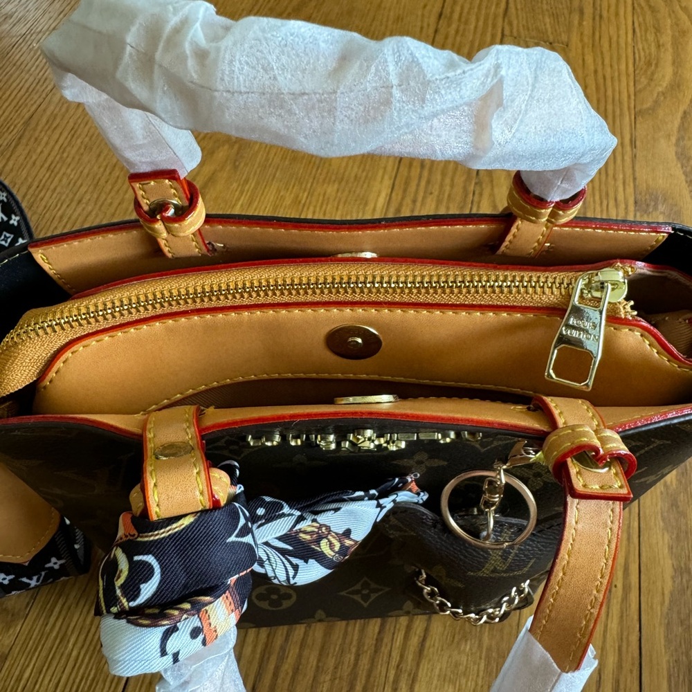 Designer look Teddy bag NWT - Picture 13 of 16